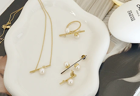 Pearl Jewelry <br/> <br/> <br/>
