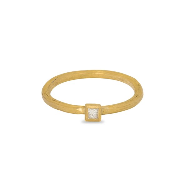 Elira Ring | 24k gold ring
